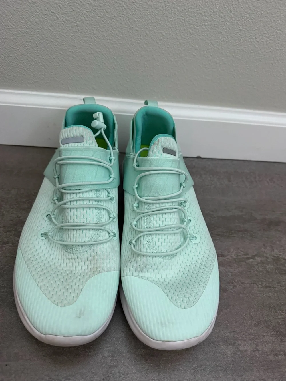 Nike lightweight knit
